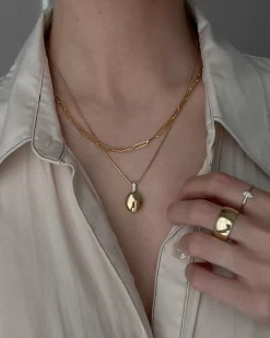 Maison Oval Locket Necklace Ii